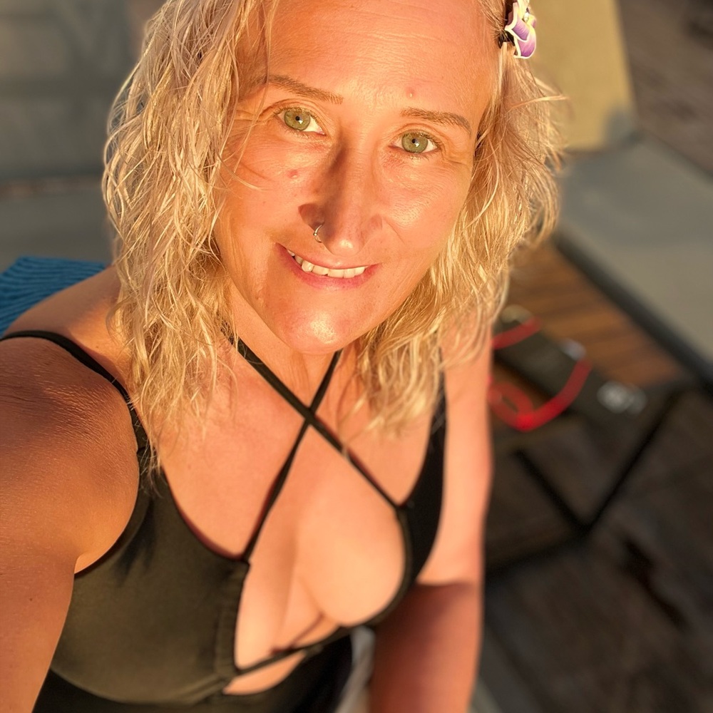 Poshmark Ambassador Sherry Berry